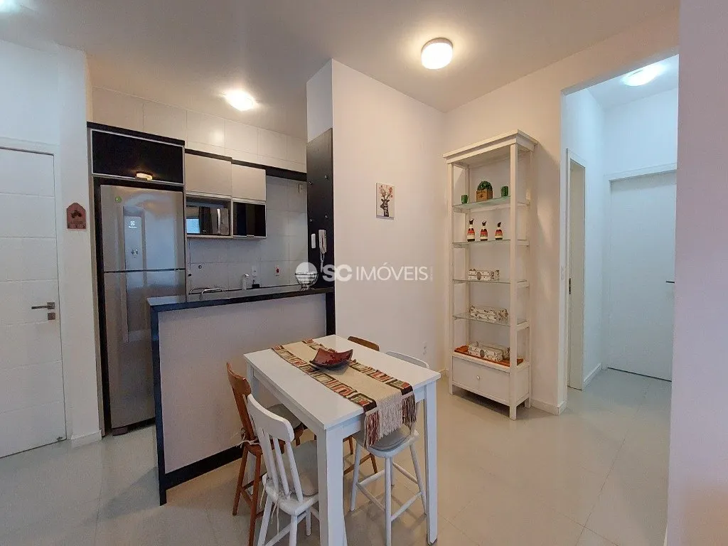 2-bedroom apartment with a washing machine in Florianópolis — photo 13