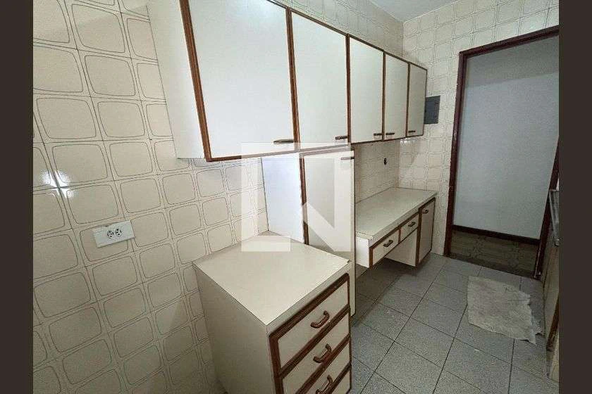Оренда квартири з 2 кімнатами та вбудованими шафами — photo 12