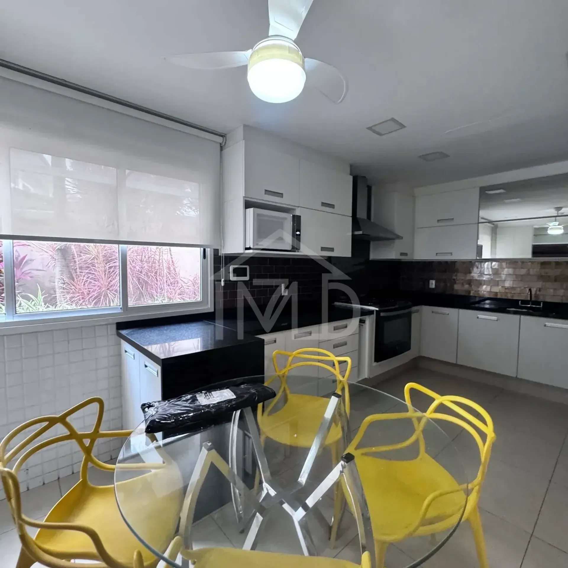 Furnished house with 4 bedrooms and 5 bathrooms, open kitchen — photo 19