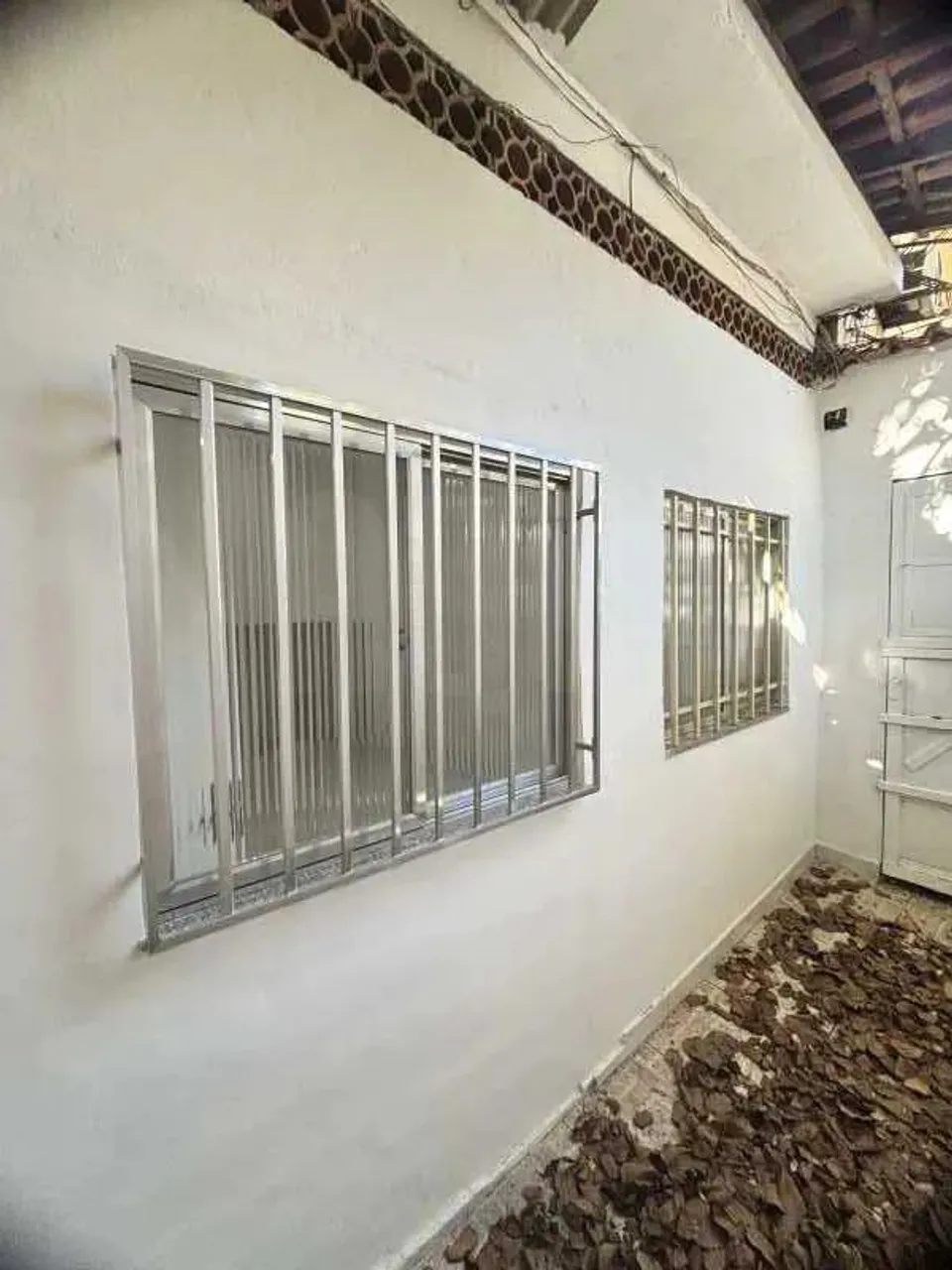 Studio apartment with 1 bedroom and electric shower — photo 9