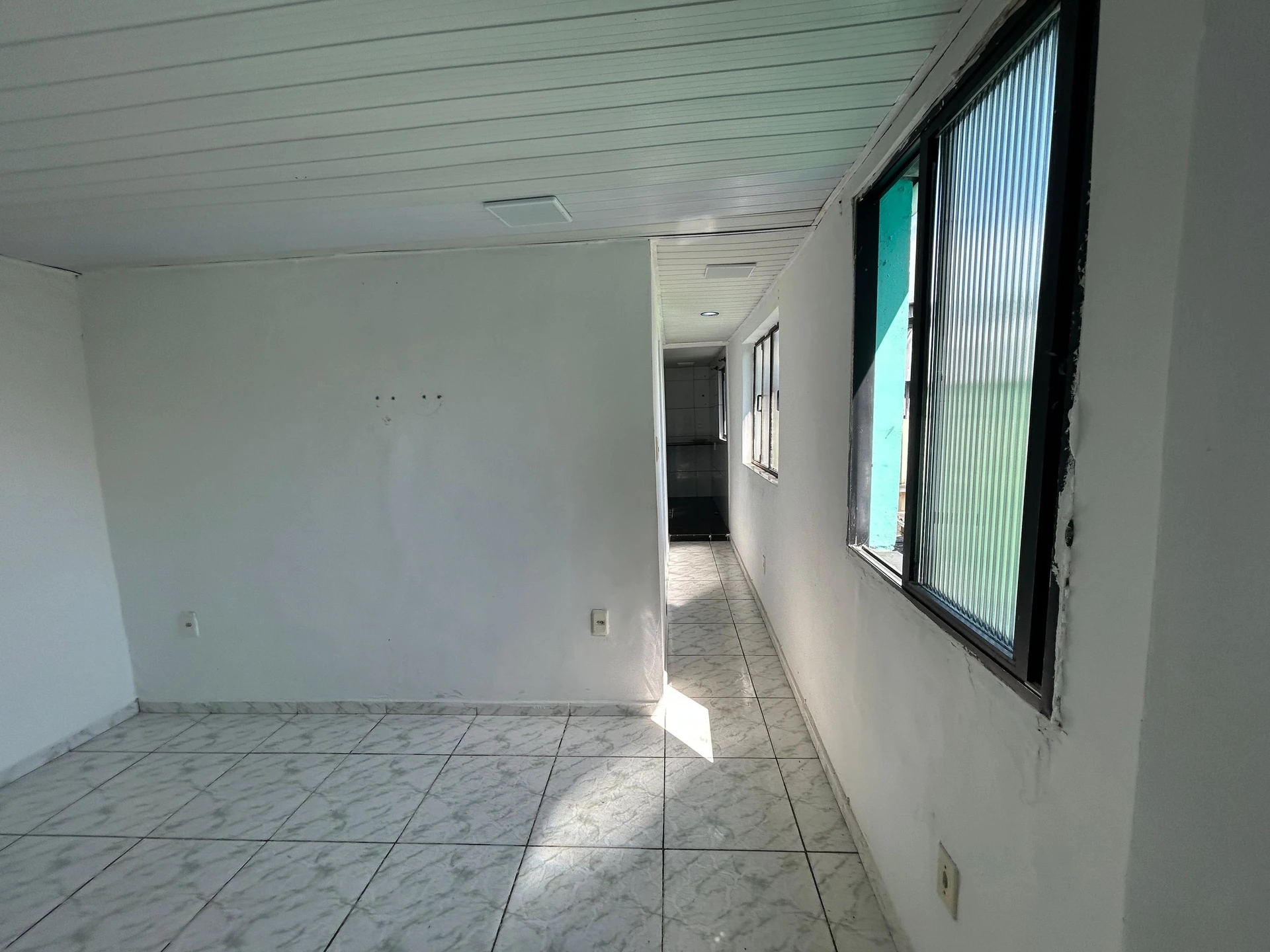 Rental house with a compact kitchenette and 1 bedroom — photo 23