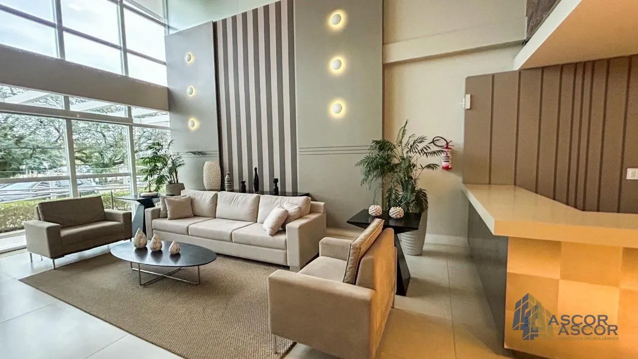Balcony with a grill in a 2-bedroom apartment, 96 m² — photo 13