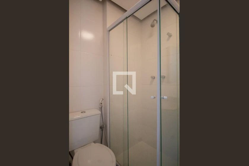 Apartment, 92 m², with a glass-enclosed balcony — photo 37