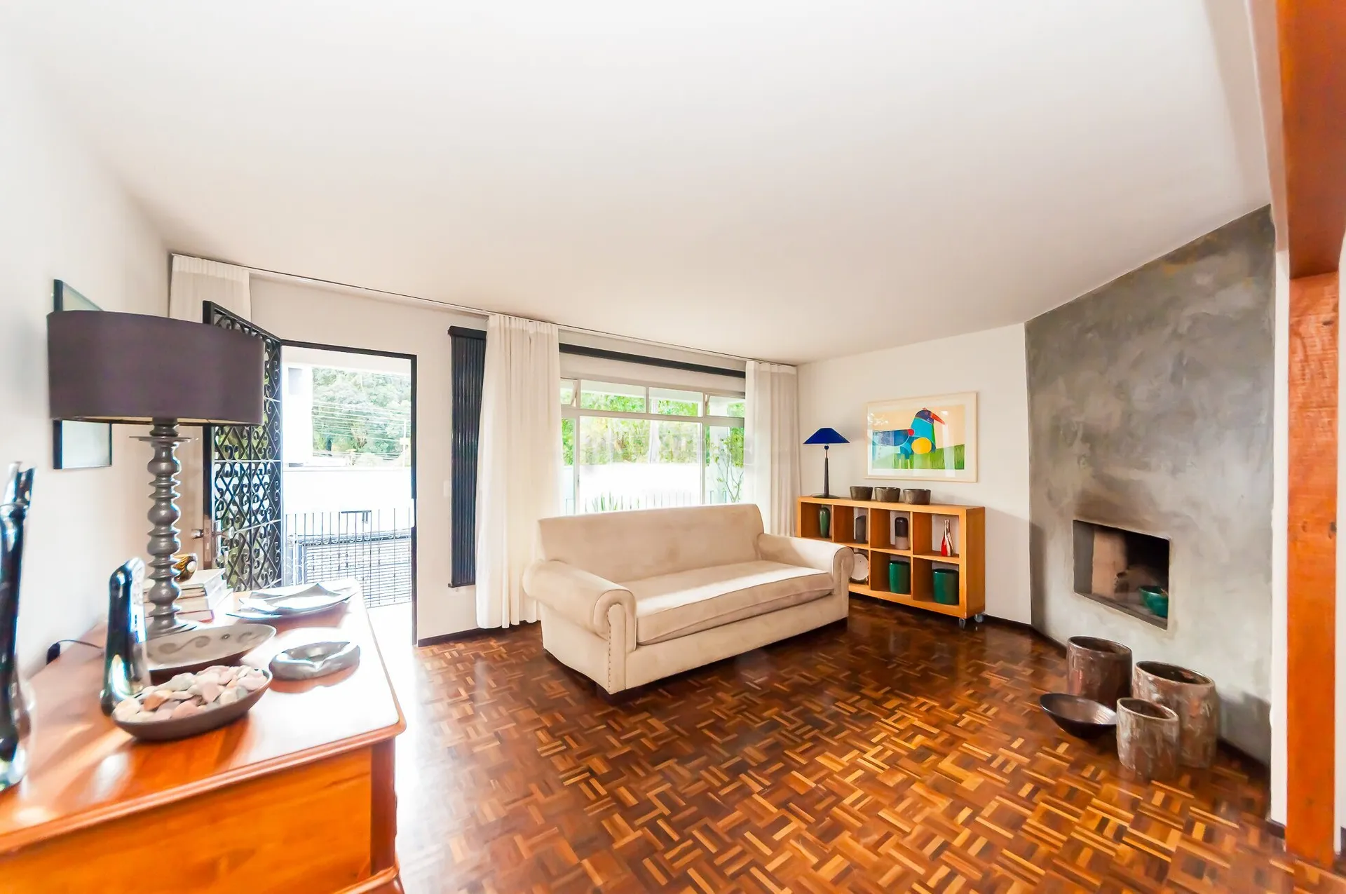230 m² unfurnished apartment with 4 bedrooms and private garden — photo 4