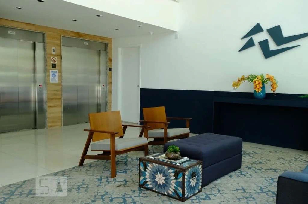 Furnished 40 m² studio with open-plan gas kitchen — photo 22