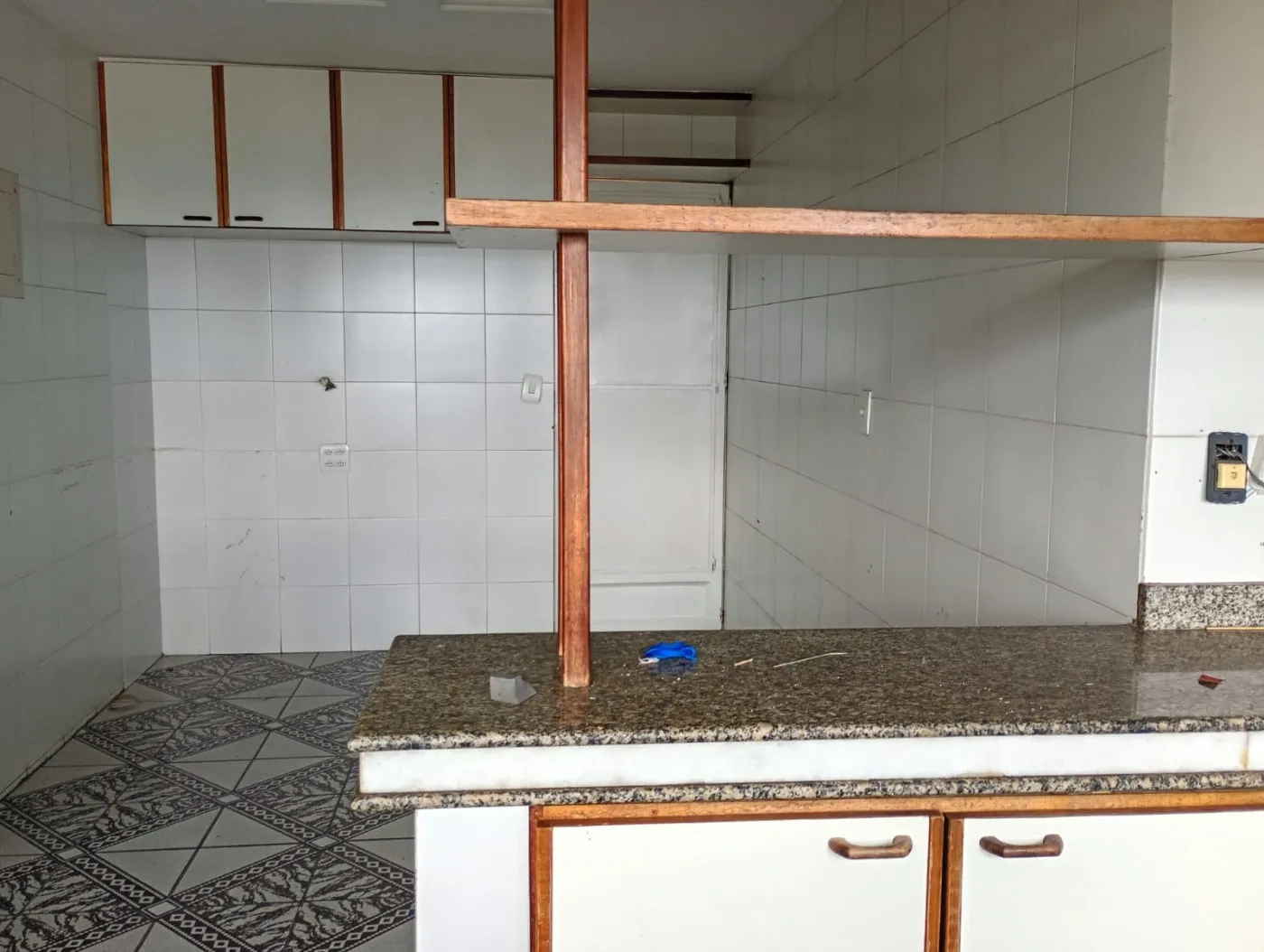 Furnished rental house with 3 bedrooms and 5 bathrooms — photo 28