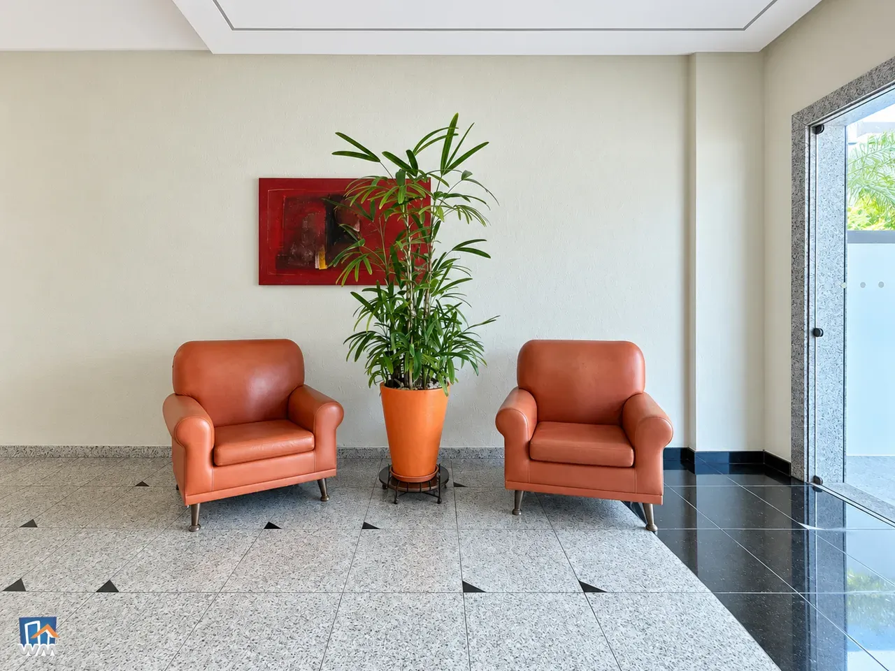 125 m² apartment with a washing machine and a home office — photo 28