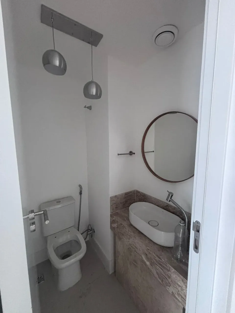 Apartment with 2 bedrooms, 3 bathrooms and a balcony — photo 8