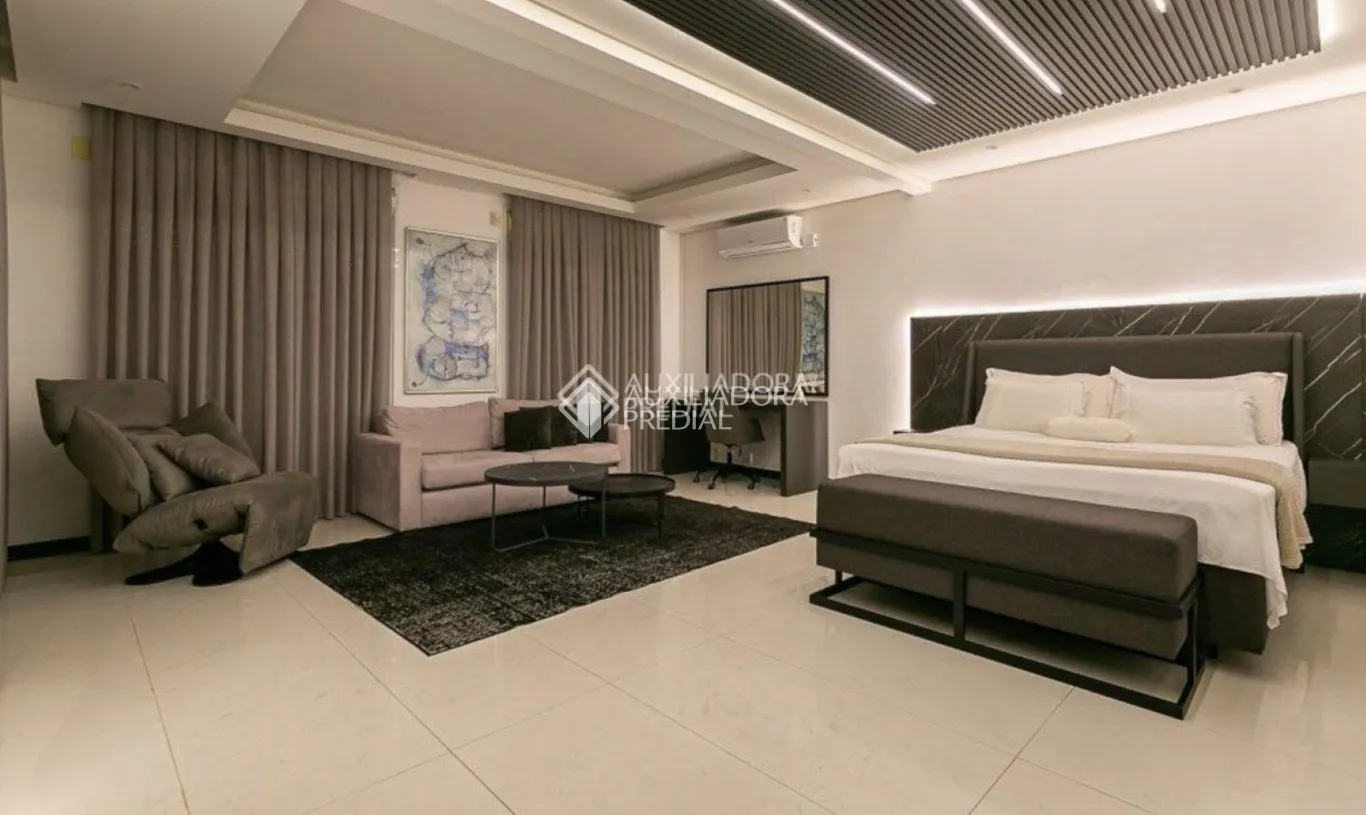 Furnished house with 6 en-suite bedrooms and 7 baths — photo 45