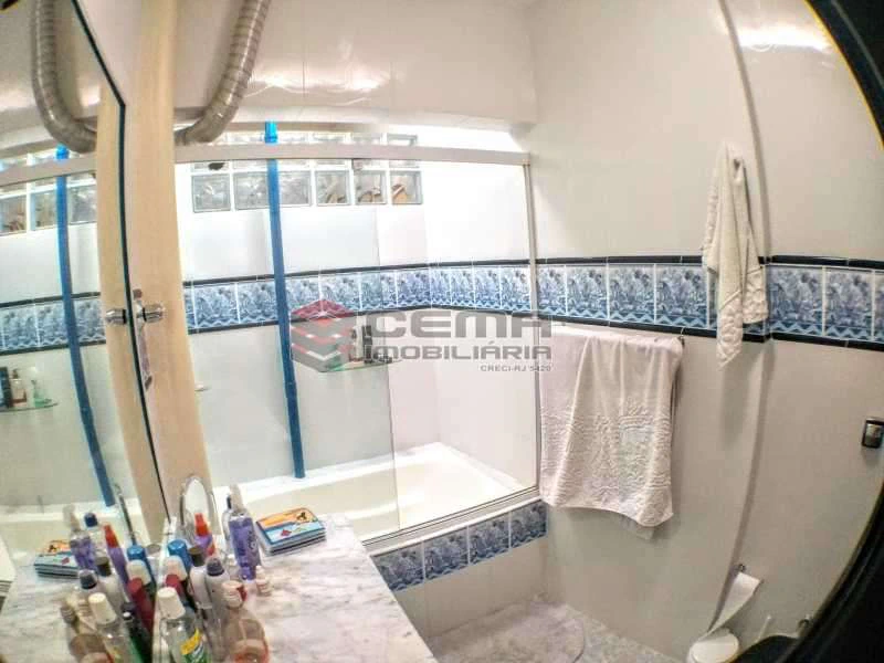 Furnished apartment with 2 bedrooms and 70 m² — photo 14
