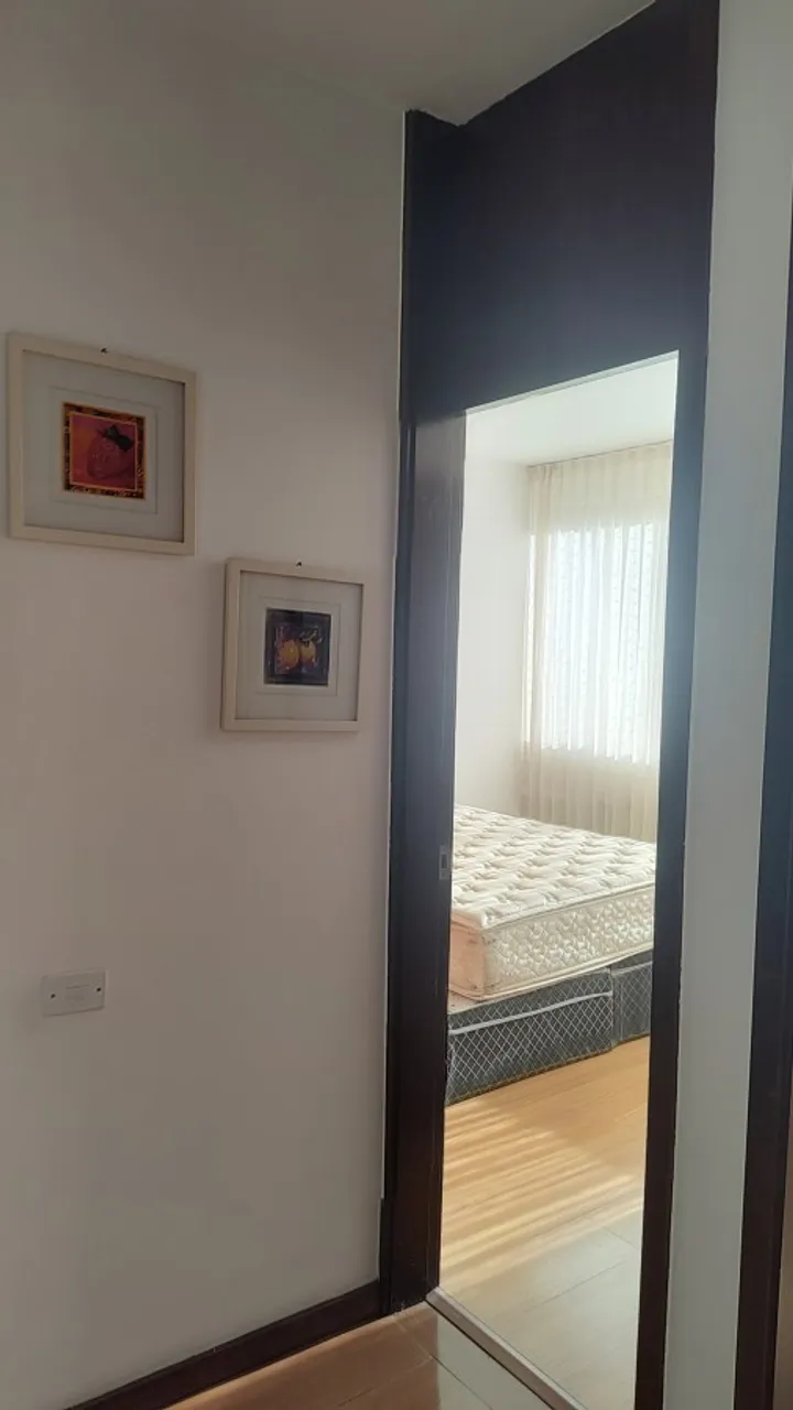 3-bedroom rental apartment with enclosed glass balcony — photo 2