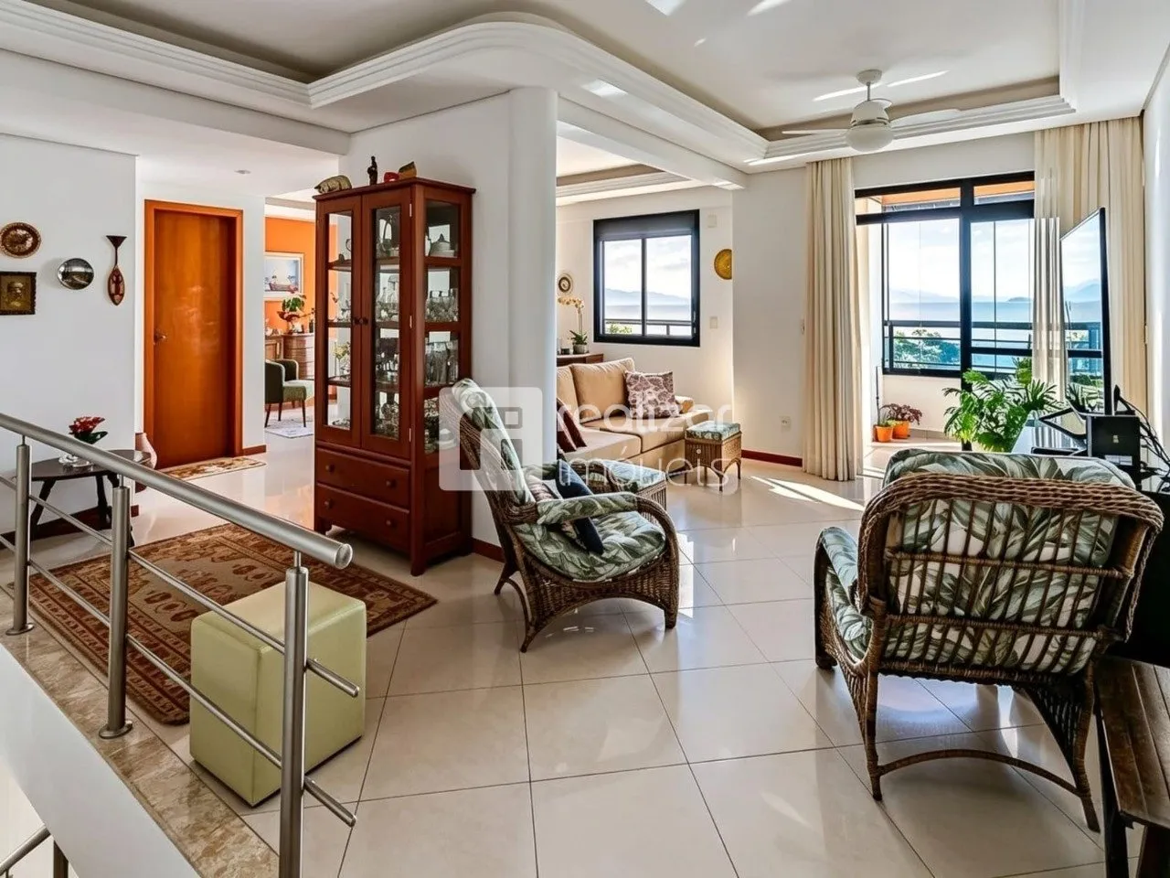Furnished 297 m² apartment with 3 en-suites and 7th floor — photo 18