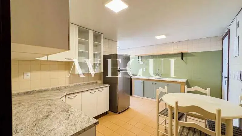 Furnished 2-bedroom apartment with 2 bathrooms — photo 12