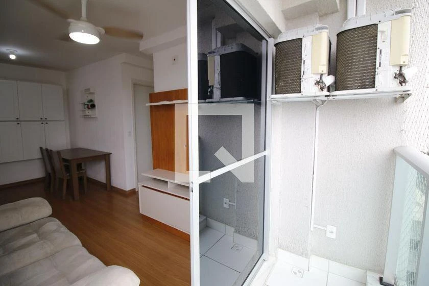 2-bedroom apartment with a washing machine — photo 24