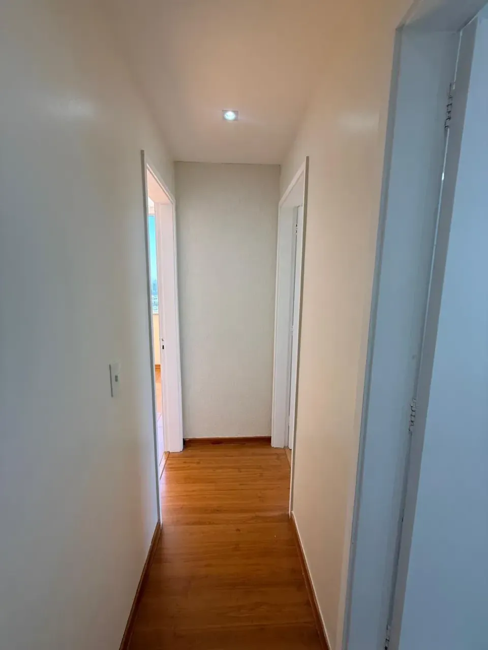 2-bedroom apartment with balcony and 2 bathrooms — photo 18