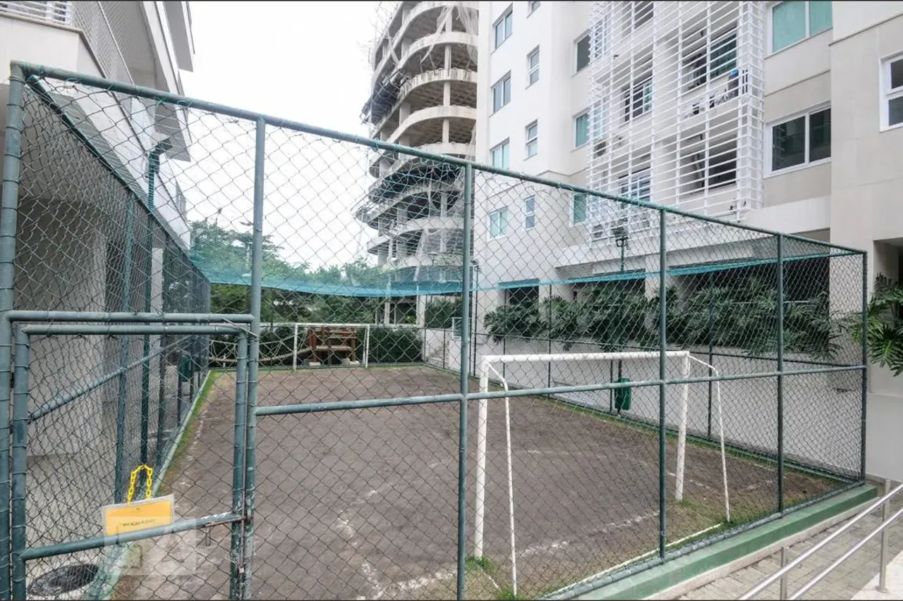 Furnished 93 m² apartment with 3 bedrooms and 1 parking — photo 22