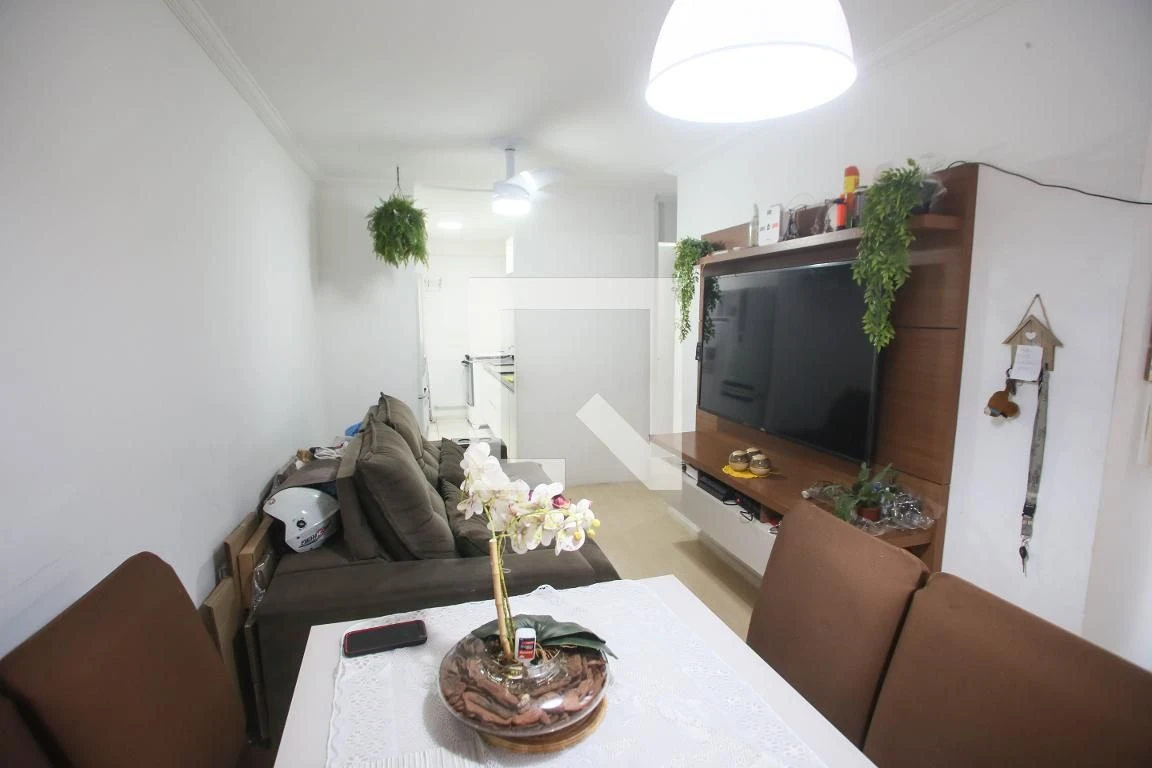 Apartamento com 2 quartos e cozinha fechada — photo 10
