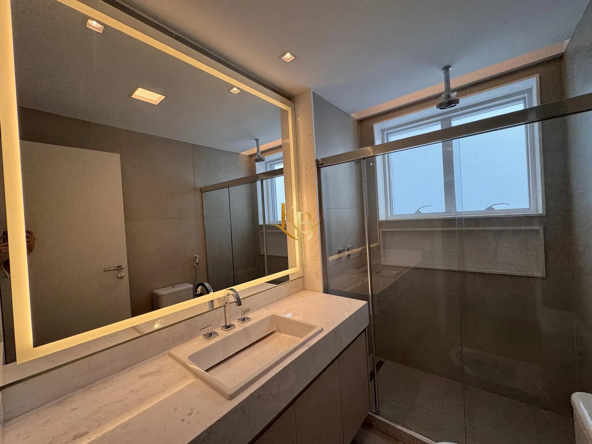 Unfurnished apartment with 4 bedrooms, 5 baths and 4 parking — photo 26