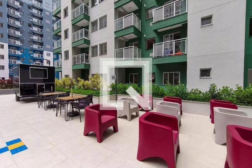 Apartamento mobiliado de 1 quarto com 30 m² e banheiro — photo 41