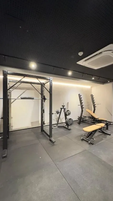 Мебльована квартира з 1 спальнею 23 м² і 1 місцем — photo 17