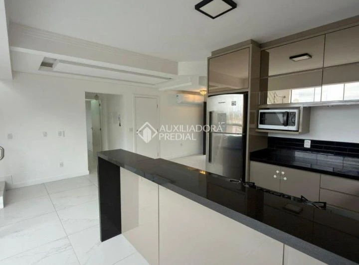 Casa de 642 m² com 4 dormitórios e 4 banheiros — photo 5