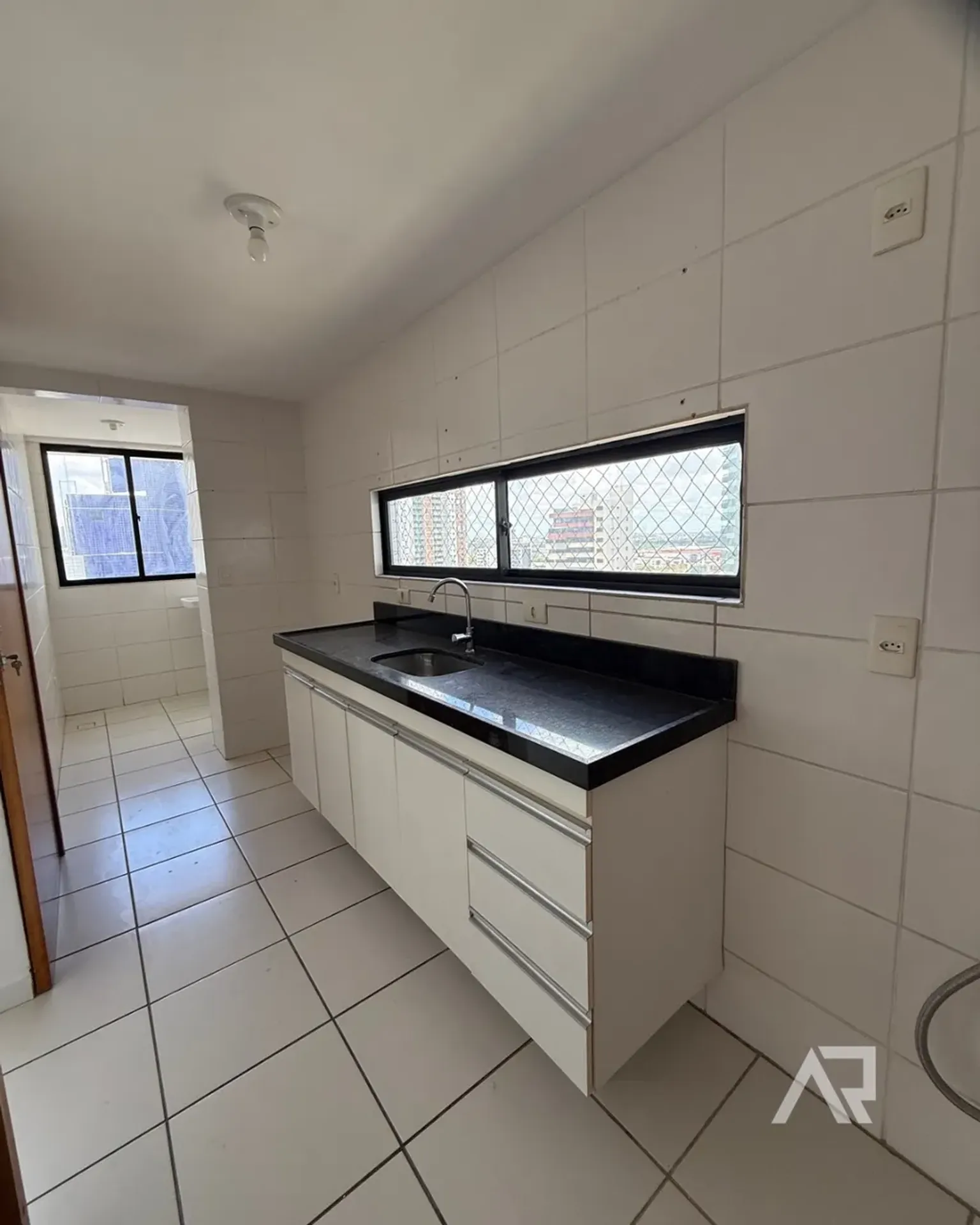 2-bedroom apartment in a building with a sauna — photo 7