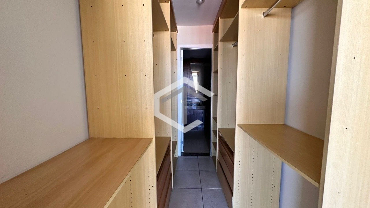 Apartamento com 3 suítes e 2 vagas em 193 m² — photo 27