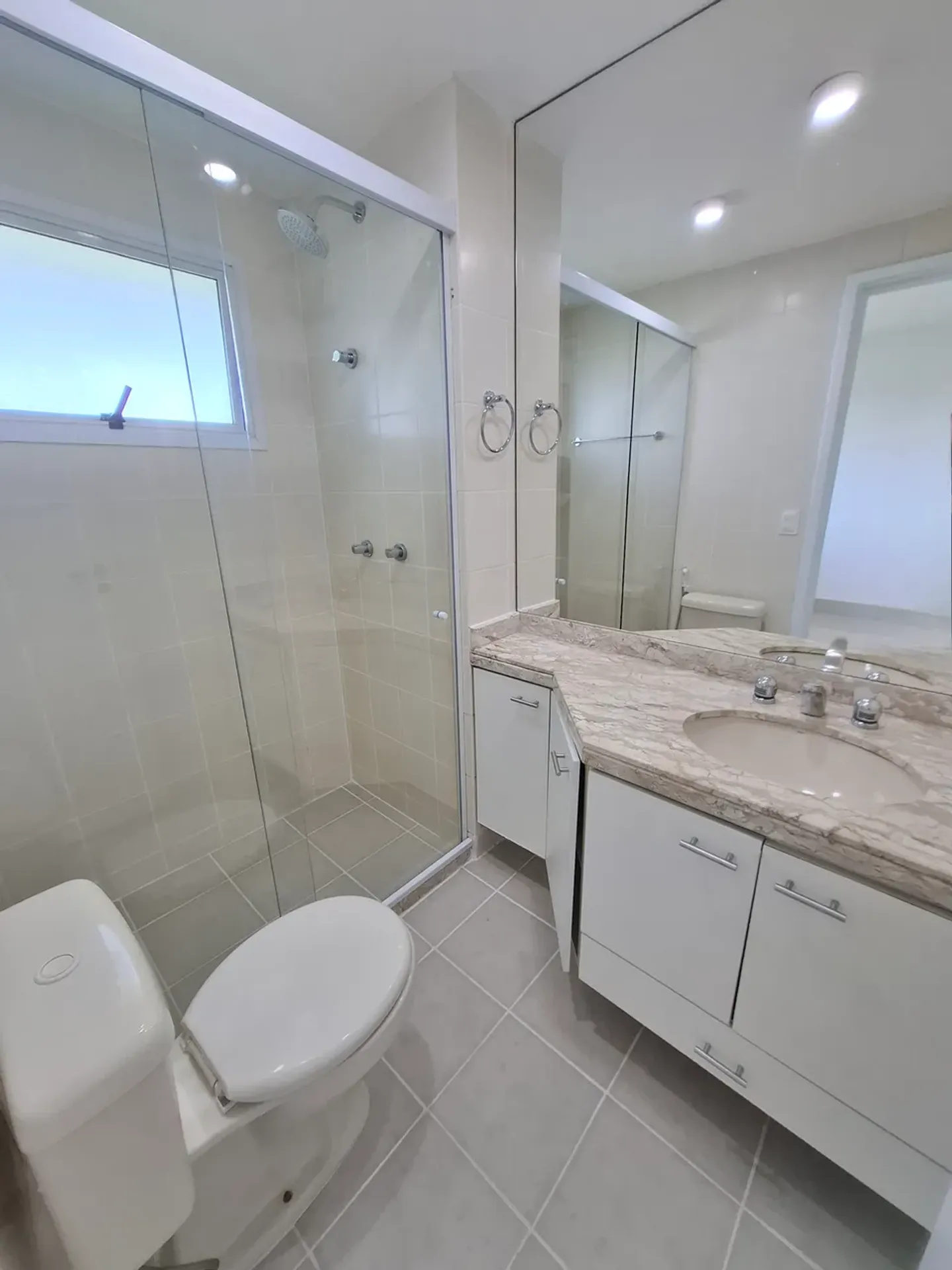 Apartment, 122 m², with a glass-enclosed balcony — photo 16