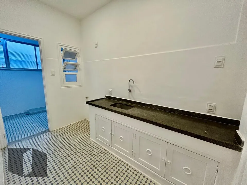 3-bedroom apartment with 2 bathrooms and 1 parking spot — photo 20