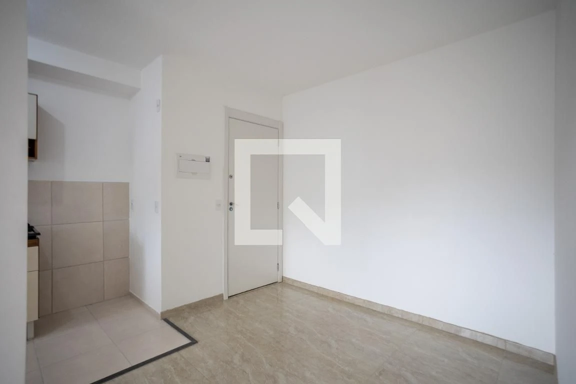 2-bedroom apartment in a building with a gym — photo 20