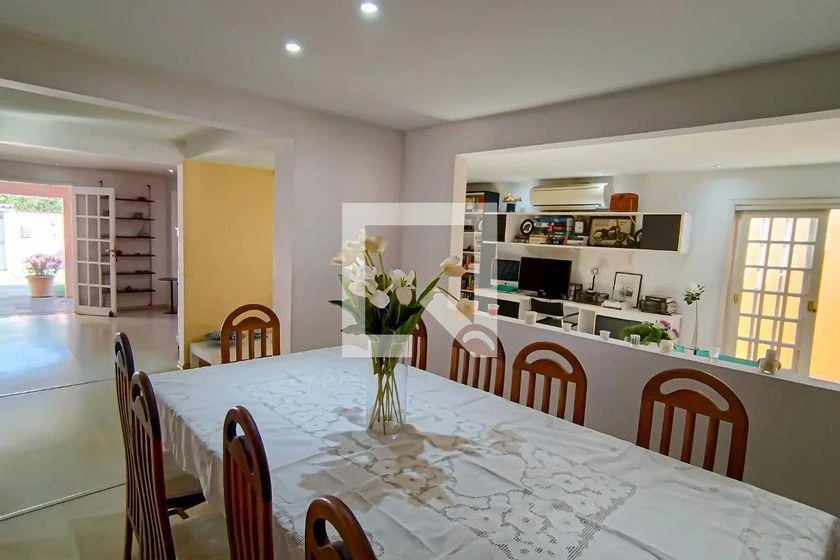 Rental house with 3 bedrooms and an open-plan kitchen — photo 19