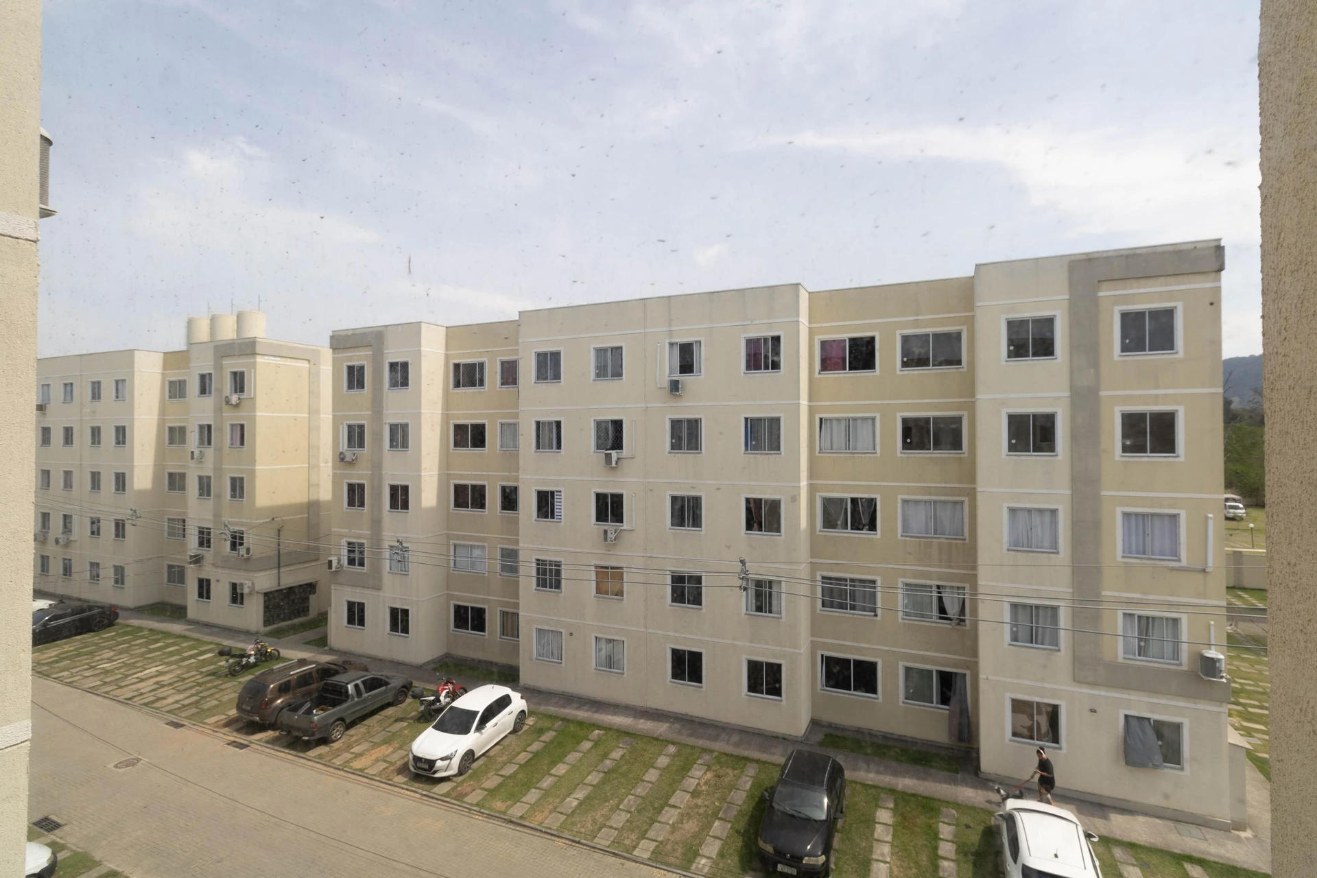 2-bedroom apartment with 1 bathroom and 1 parking spot — photo 4