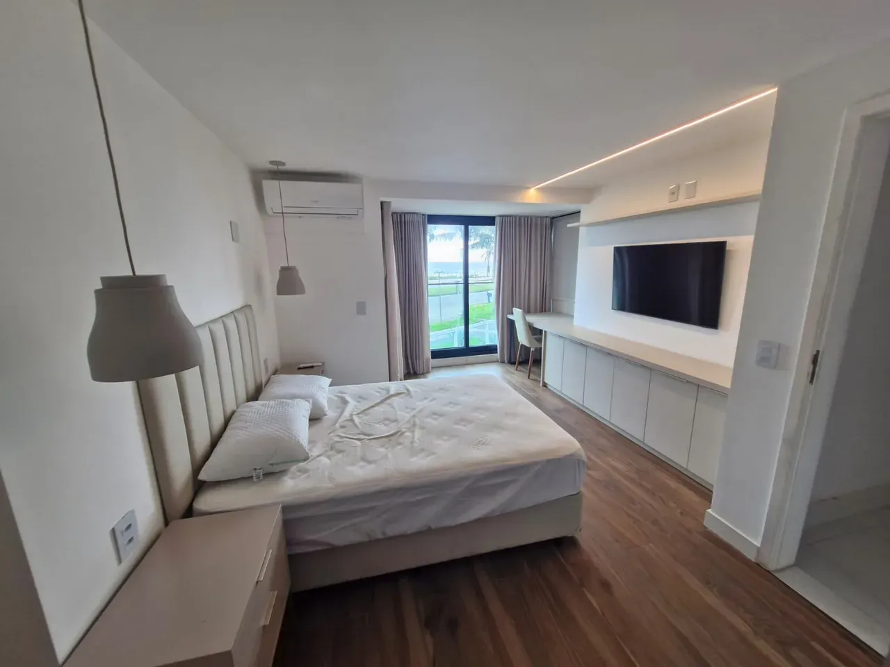 Furnished house, 280 m², with a water view — photo 4