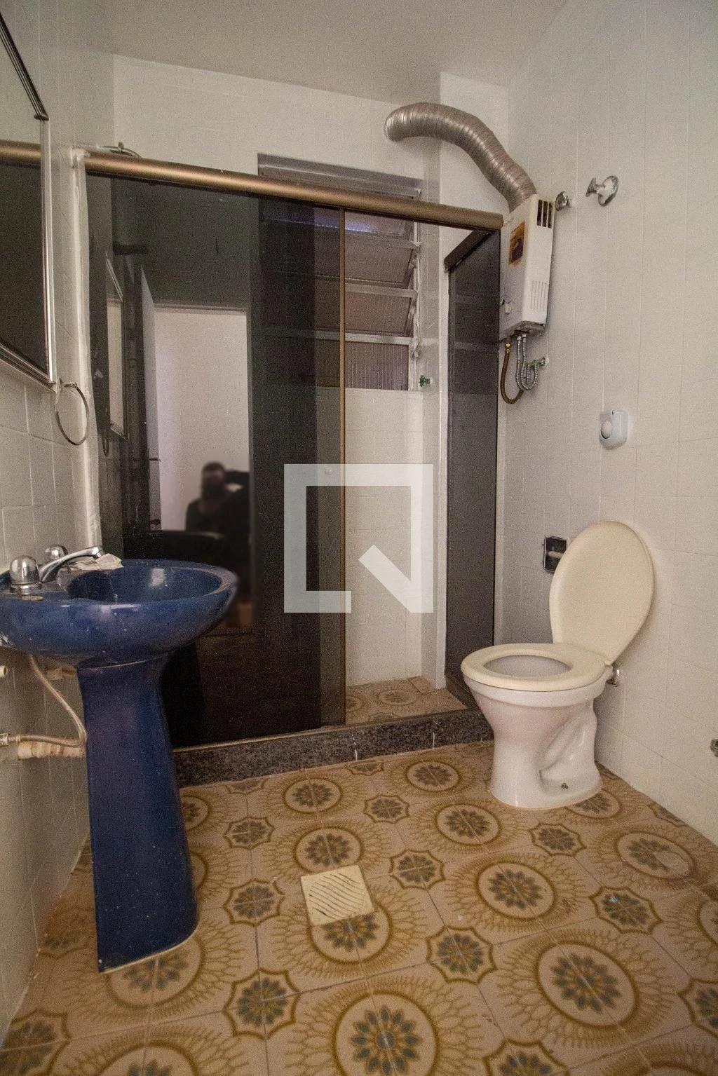 Unfurnished 2-bedroom apartment with air conditioning — photo 26