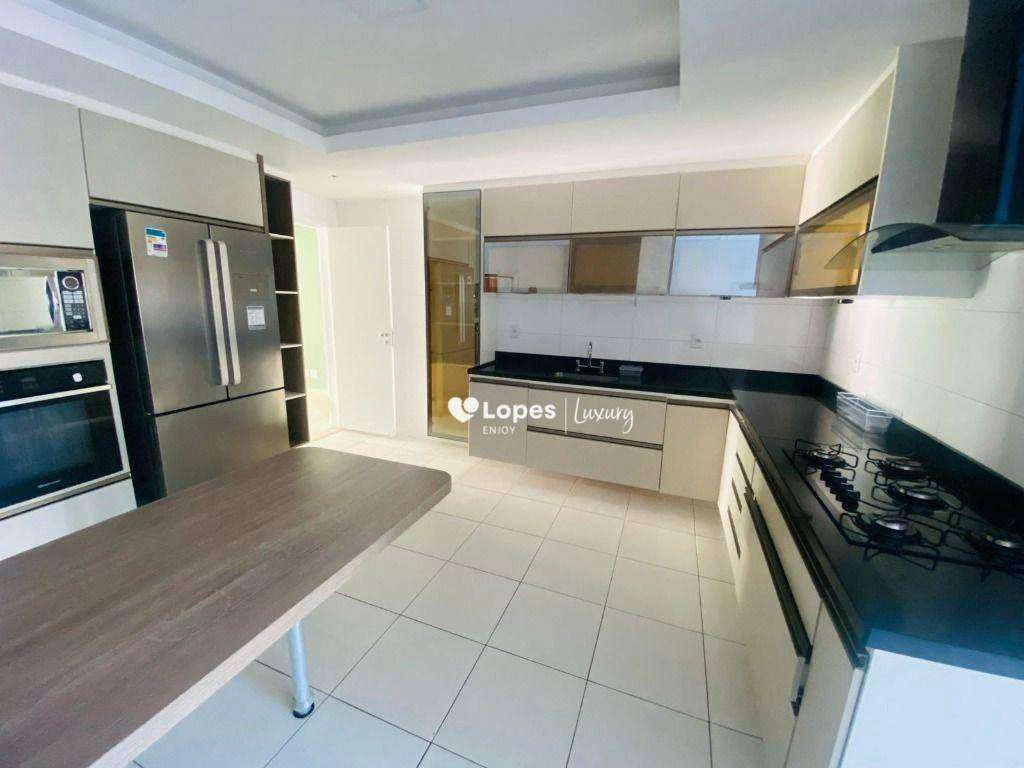 Furnished apartment with 4 bedrooms and mountain views — photo 6