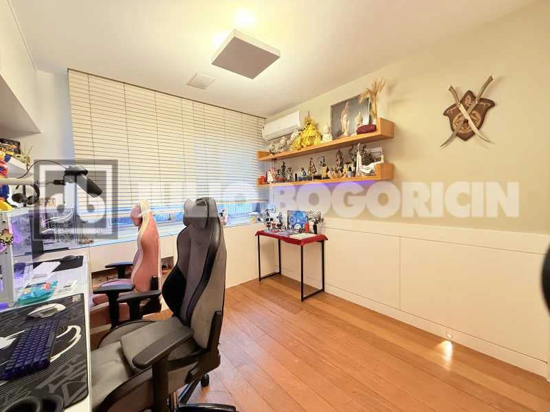 Apartamento de 4 quartos com 195 m² e cozinha americana — photo 24