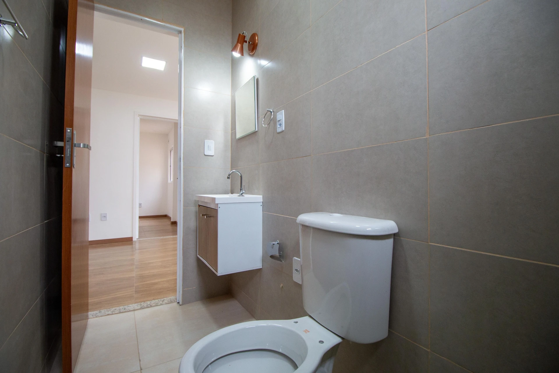 2-bedroom apartment, 1 with its own bathroom, 70 m² — photo 21