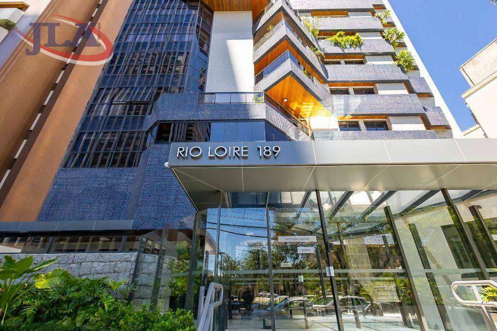 Rental apartment with 3 bedrooms and 379 m²