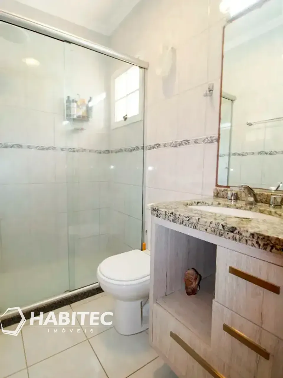 Triplex house with 3 bedrooms and 2 parking spaces 258 m² — photo 13
