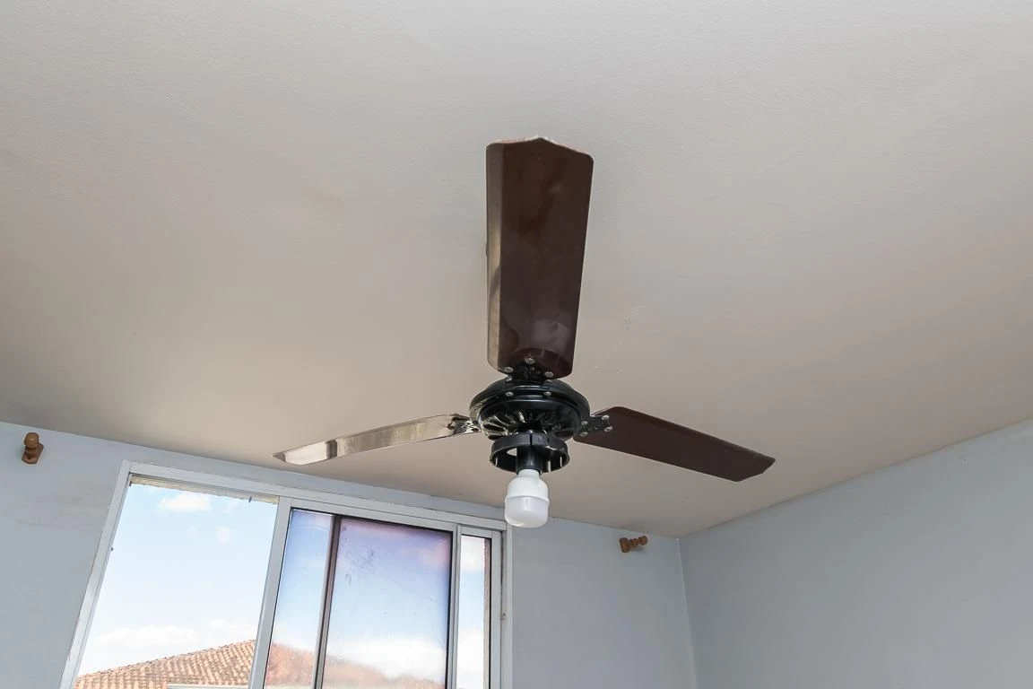 Apartamento amueblado con 2 dormitorios y balcón — photo 26