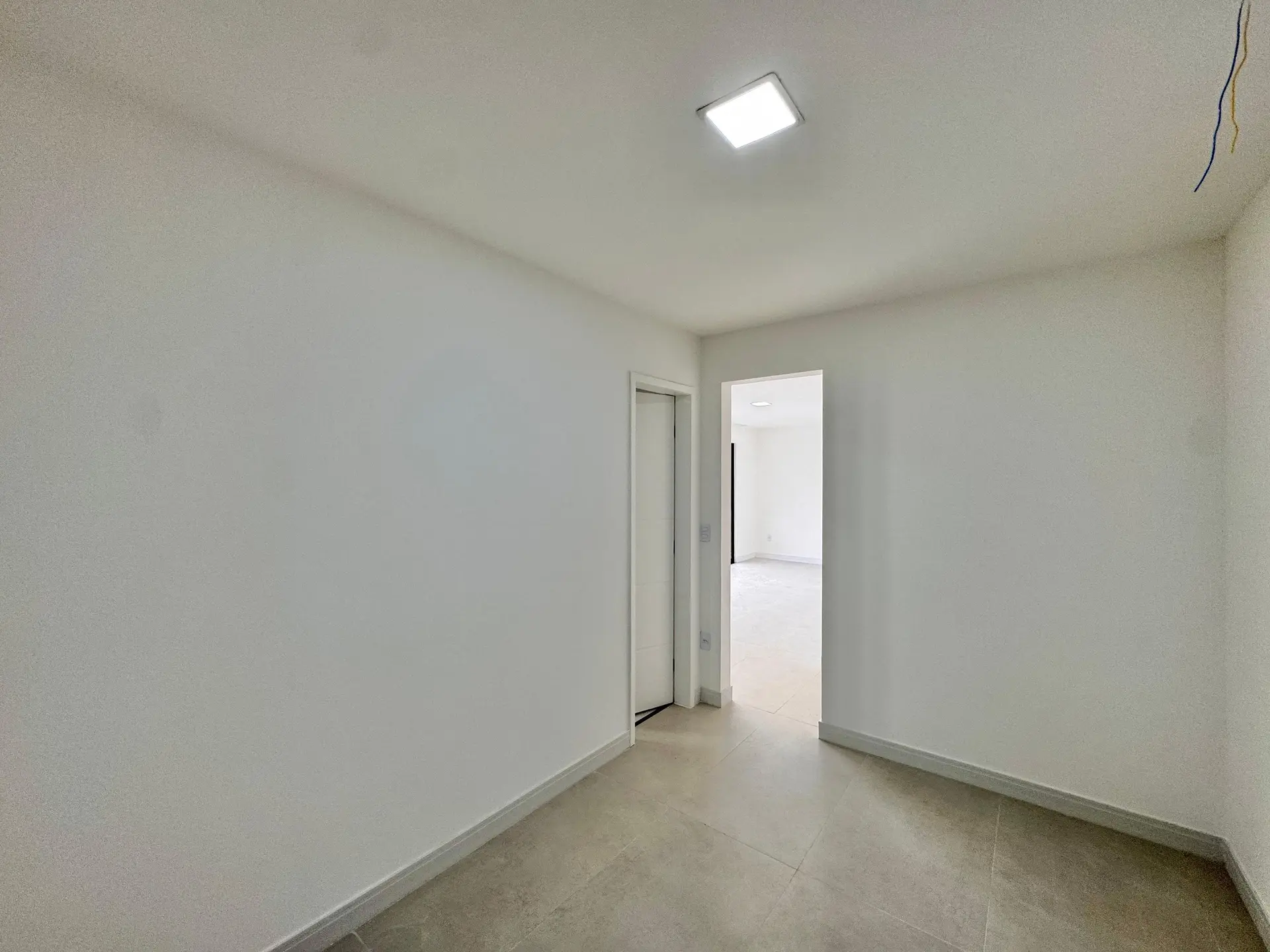 Condo house with 4 en-suite bedrooms and private yard — photo 68