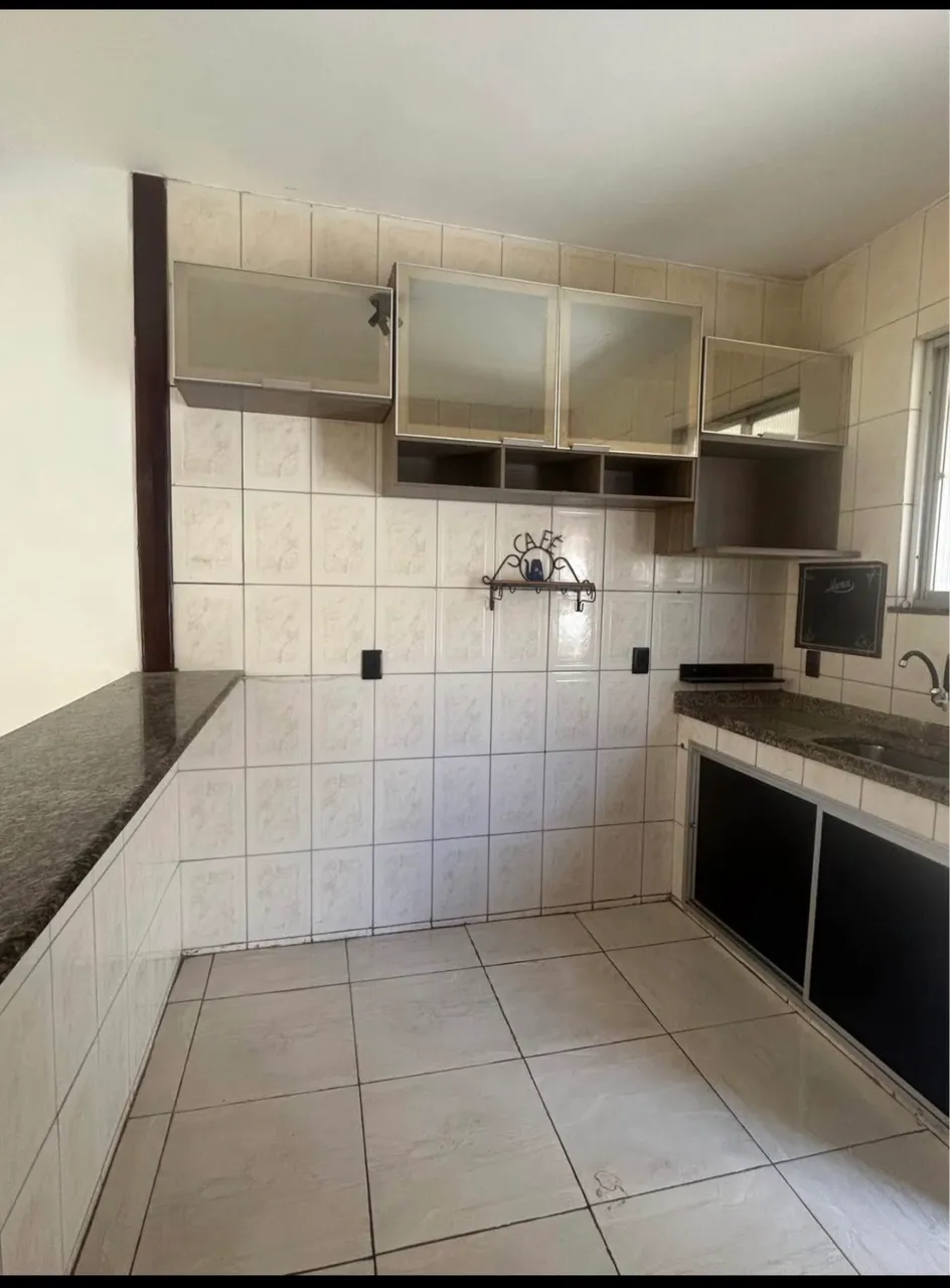 Casa com 2 quartos e 1 banheiro, cozinha com armários — photo 4