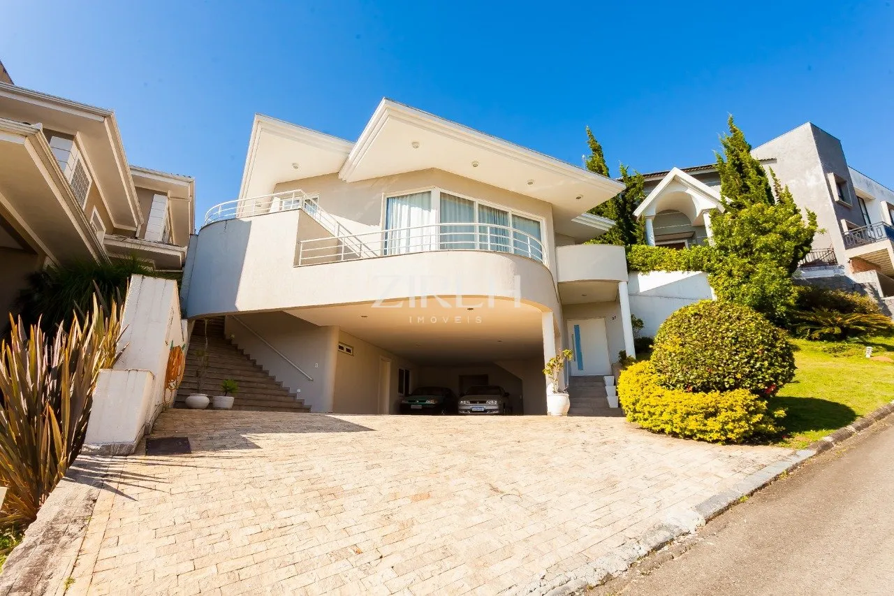 Gated house with 4 en-suite bedrooms and 431 m² — photo 25