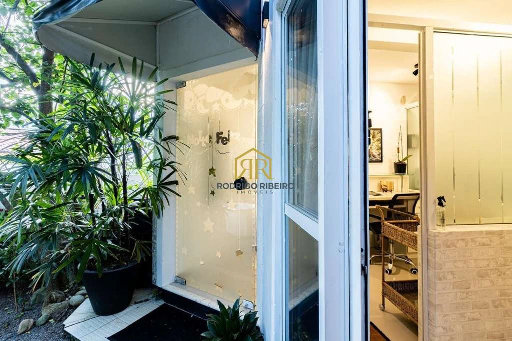 Меблированный дом с 4 спальнями и 360 м² — photo 6
