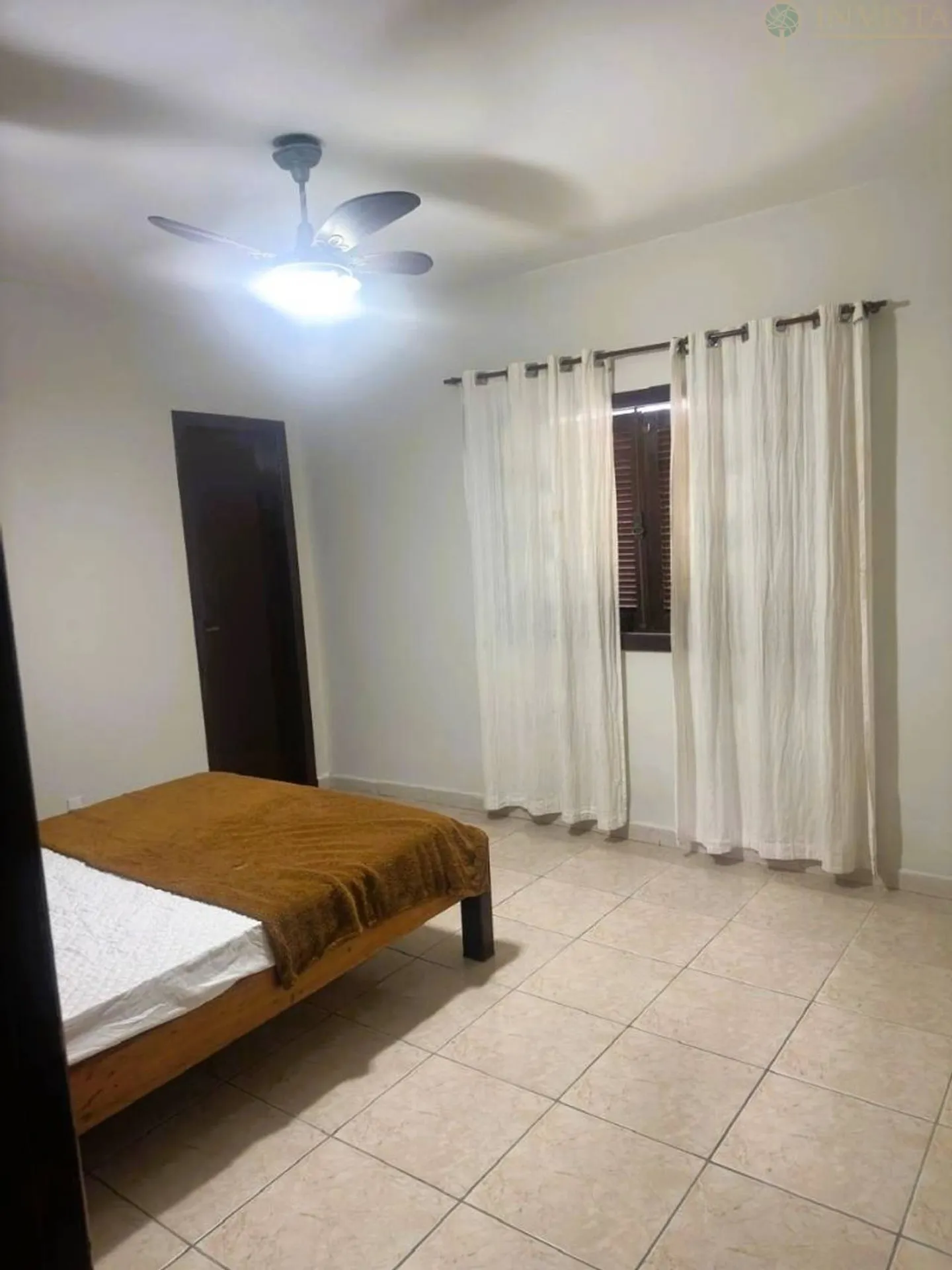 4-bedroom house with a grill on the balcony in Florianópolis — photo 12