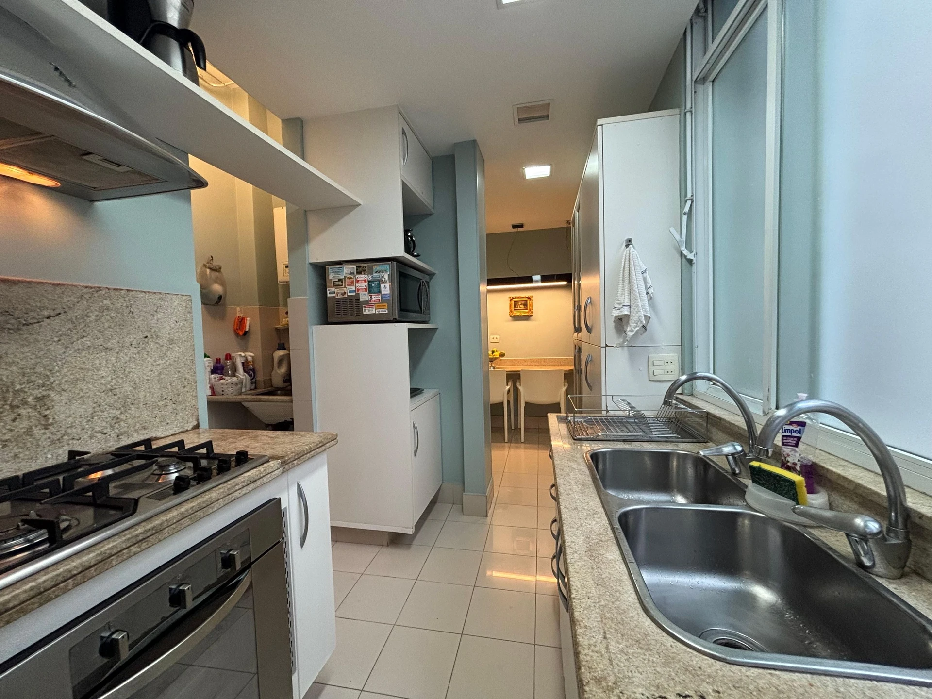 Furnished 1-bedroom apartment with 2 bathrooms — photo 15