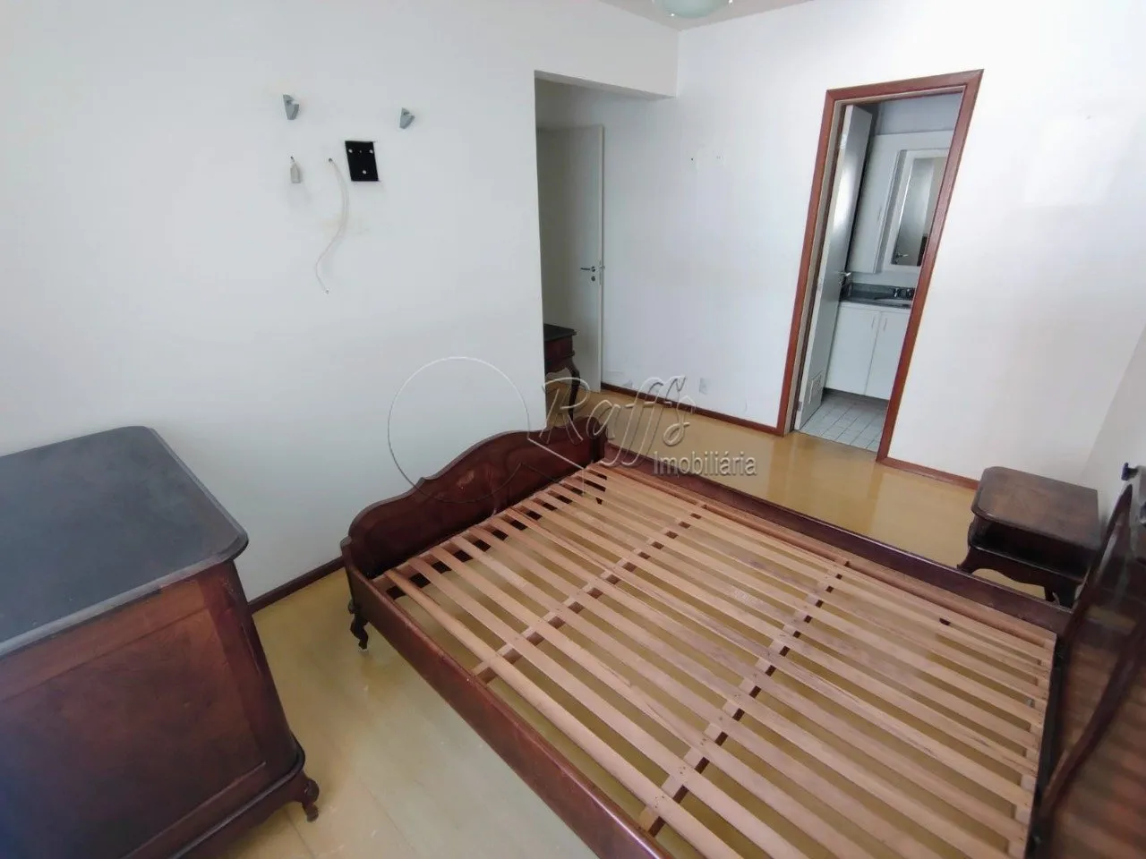 3-bedroom apartment with an en-suite and balcony — photo 9