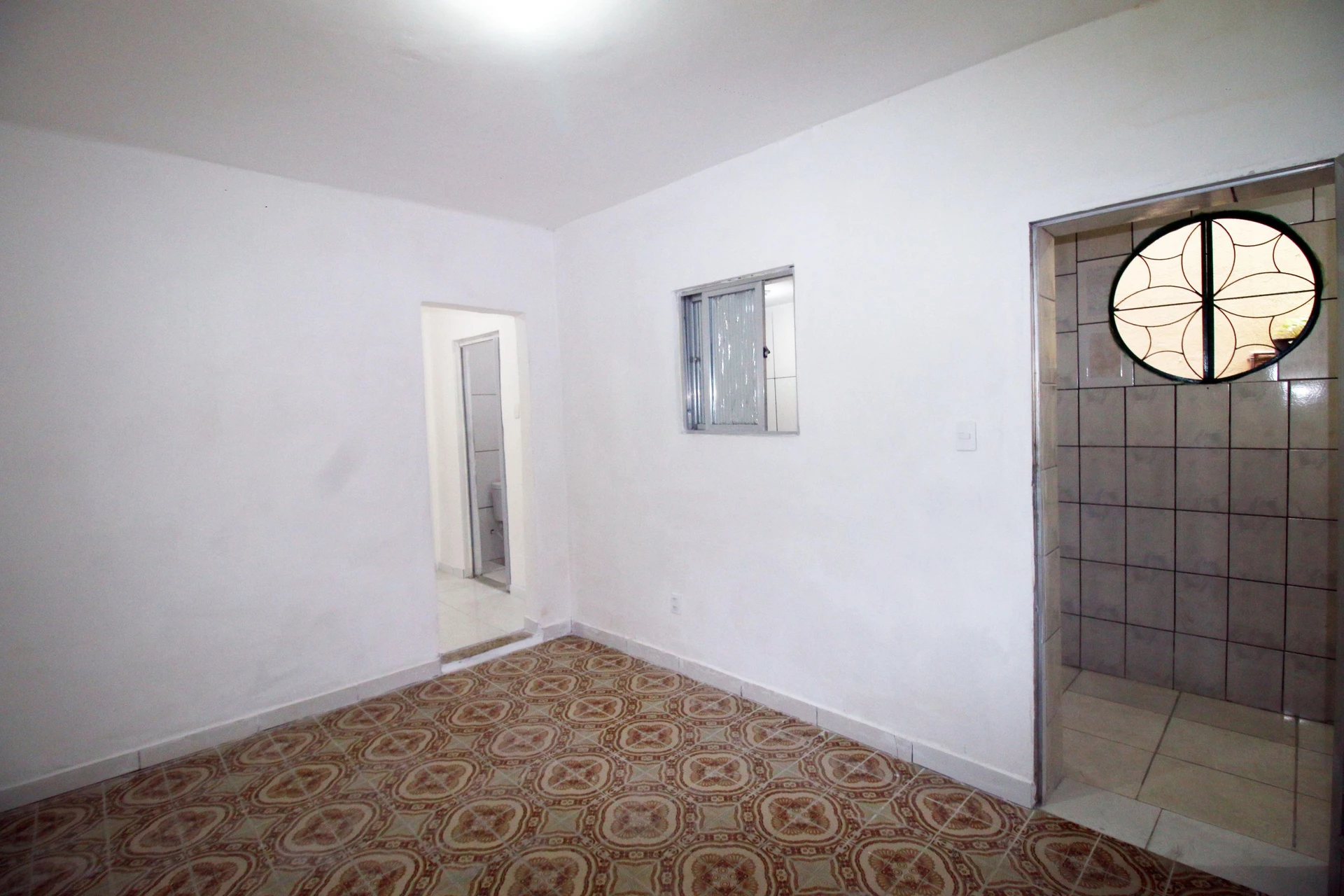Casa sem mobília com 1 quarto e jardim privativo — photo 14