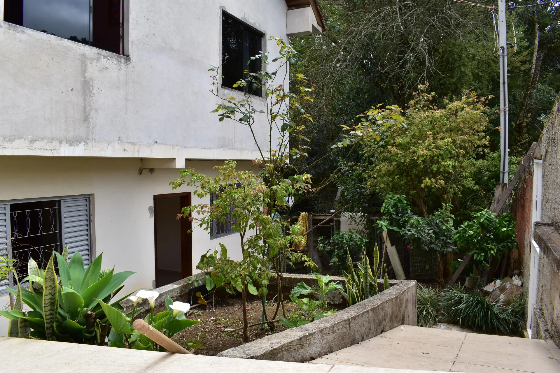 2-bedroom house with a garden in Curitiba — photo 2