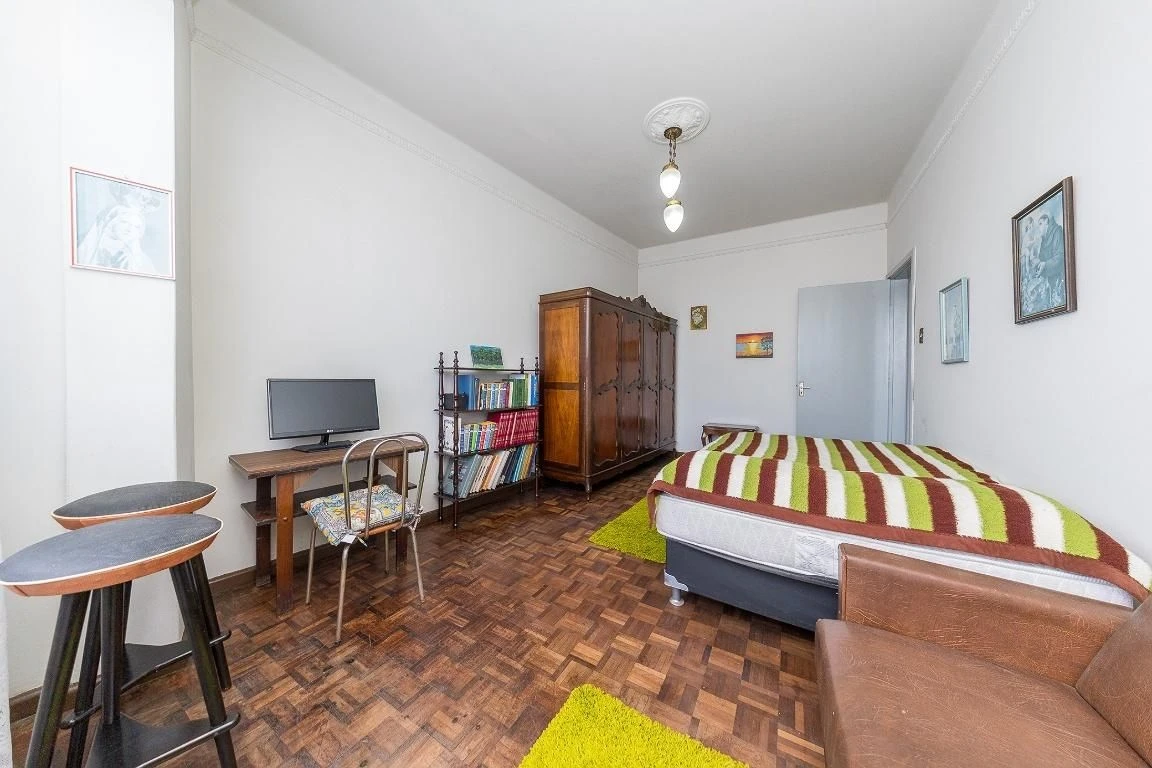 Furnished apartment, 97 m², with a bathtub — photo 23